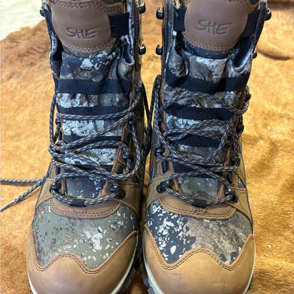 She Hunting Insulated Camouflage and Brown Hiking Boots - Picture 3 of 6